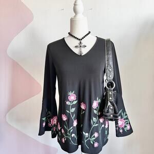 Black Floral Embroidered Bell Sleeve Top, Cottagecore Fairycore Y2K Witchy Large